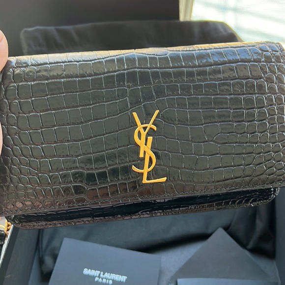 YSL croc phone bag - Picture 2 of 4